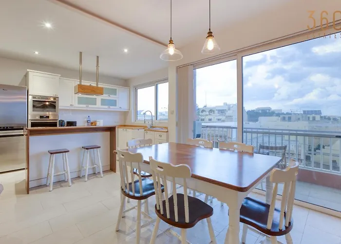 Apartamento A Beautiful Spacious In A Picaresque Location By 360 Estates