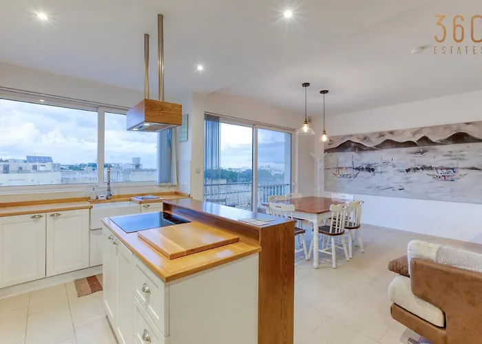 A Beautiful Spacious In A Picaresque Location By 360 Estates Hal Ghaxiak